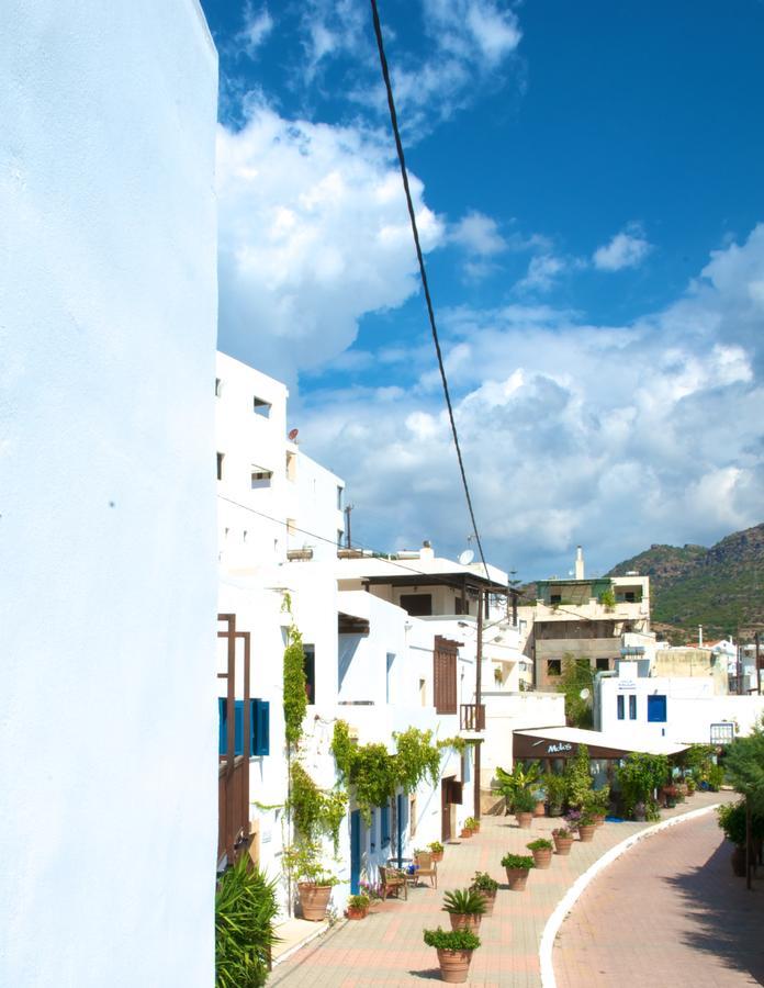 Τhe White Houses Makry Gialos  Exterior photo